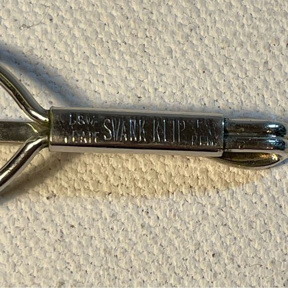 Vintage Swank Tie Bar Silver Toned enameled hockey stick NHL - Picture 2 of 10